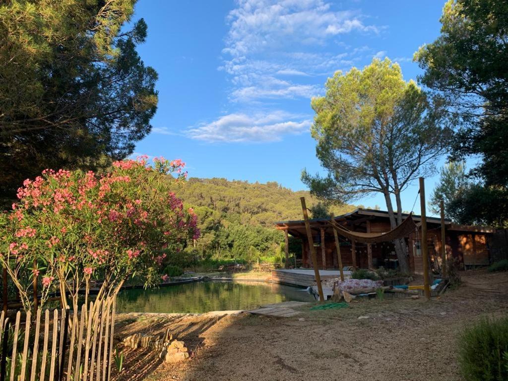 L'Etang Des Cigales Daire Uchaux Dış mekan fotoğraf