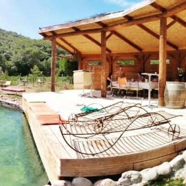 L'Etang Des Cigales Daire Uchaux Dış mekan fotoğraf